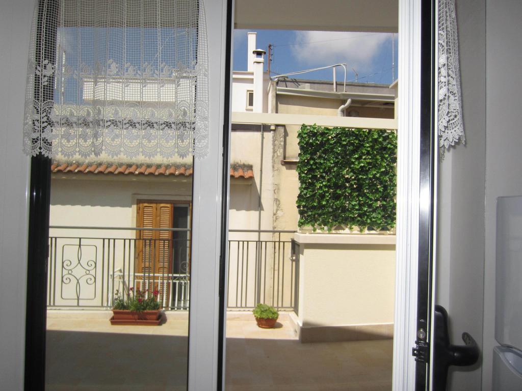 Portantica Hotel Conversano Ruang foto