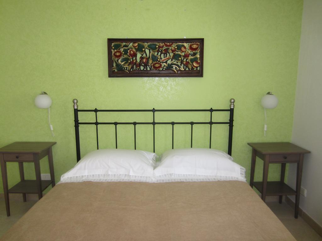 Portantica Hotel Conversano Ruang foto